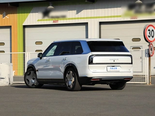 Zeekr 9X 2025 Hyper version 70kWh exterior photo 5