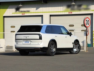 Zeekr 9X 2025 Hyper version 70kWh exterior photo 7
