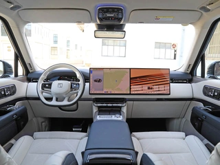 Zeekr 9X 2025 Hyper version 70kWh interior photo 12