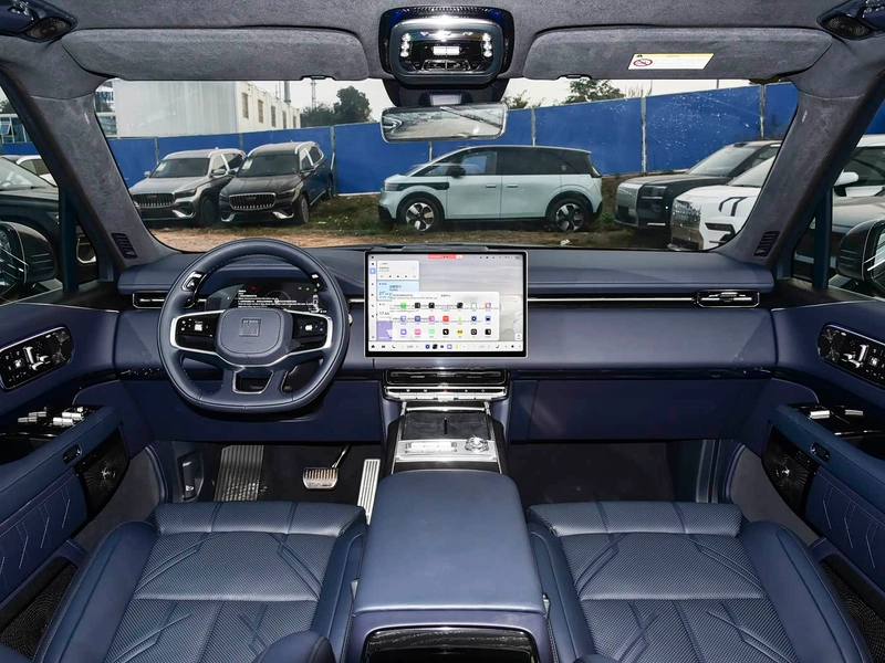 Zeekr 9X 2025 Hyper version 70kWh interior photo 15