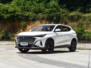 Changan X5 PLUS 2026 Deuxième génération 1.5T Dépasser PRO