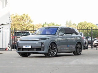 Li Auto L7 2025 Ultra Edición de renovación inteligente