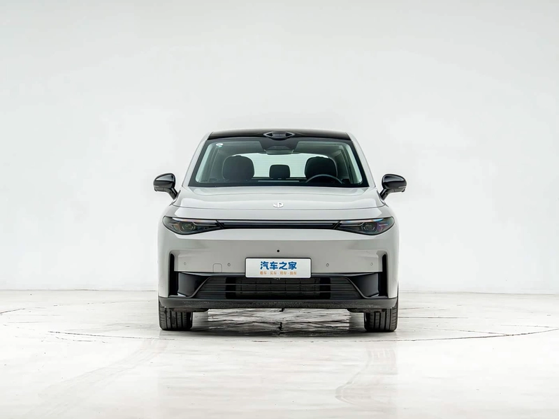 Leapmotor C10 2026 210 Lidar Edition exterior photo 3