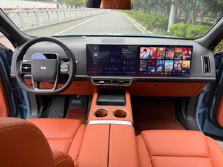Li Auto L9 2022 Max Версия интерьер фото 13