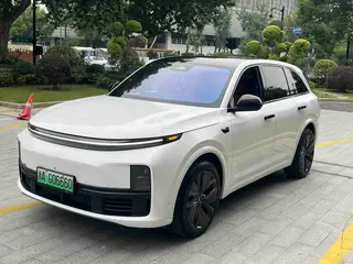 Li Auto L7 2023 Air version exterior photo 1