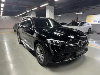 Mercedes-Benz GLC 2023 GLC 300 L 4MATIC Type dynamique 7 Siège extérieur photo 3