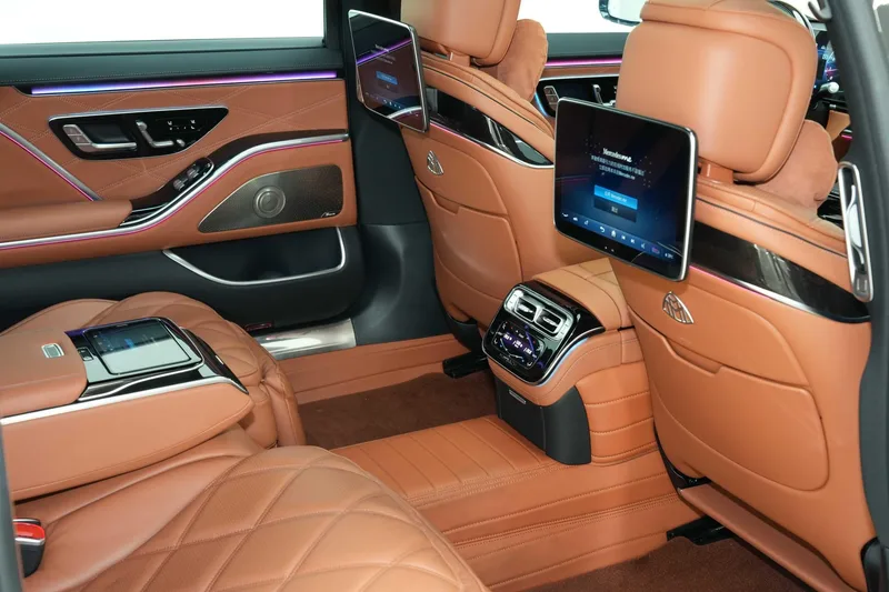 Mercedes-Benz Mercedes-Maybach S-Class 2023 S 480 4MATIC interior photo 11