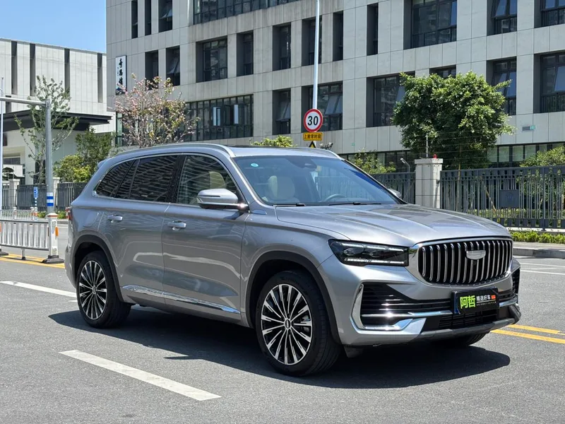 Geely Monjaro 2025 2.0TD High-power automatic two-wheel drive oriental obsidian star version exterior photo 3 Geely Monjaro 2025 2.0TD High-power automatic two-wheel drive oriental obsidian star version exterior photo 3