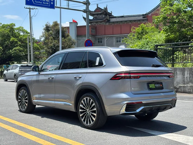 Geely Monjaro 2025 2.0TD High-power automatic two-wheel drive oriental obsidian star version exterior photo 6 Geely Monjaro 2025 2.0TD High-power automatic two-wheel drive oriental obsidian star version exterior photo 6
