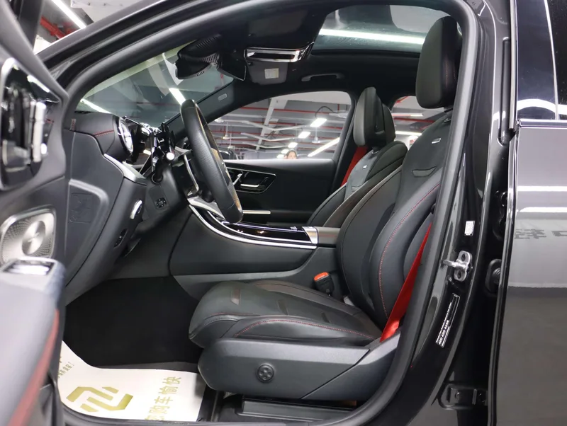 Mercedes-Benz Mercedes-AMG GLC Coupe 2025 AMG GLC 43 4MATIC coupe SUV exterior photo 8 Mercedes-Benz Mercedes-AMG GLC Coupe 2025 AMG GLC 43 4MATIC coupe SUV exterior photo 8