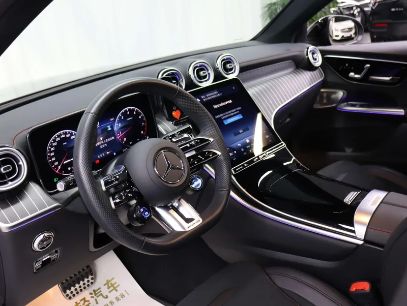 Mercedes-Benz Mercedes-AMG GLC Coupe 2025 AMG GLC 43 4MATIC coupe SUV exterior photo 9 Mercedes-Benz Mercedes-AMG GLC Coupe 2025 AMG GLC 43 4MATIC coupe SUV exterior photo 9