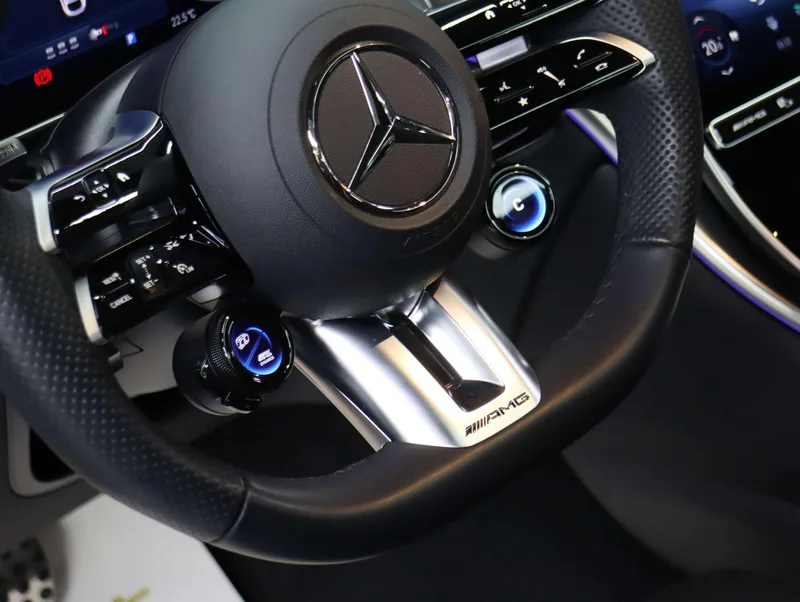 Mercedes-Benz Mercedes-AMG GLC Coupe 2025 AMG GLC 43 4MATIC coupe SUV exterior photo 10 Mercedes-Benz Mercedes-AMG GLC Coupe 2025 AMG GLC 43 4MATIC coupe SUV exterior photo 10