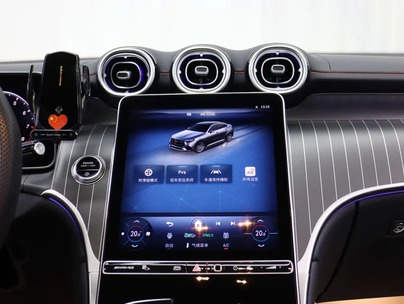 Mercedes-Benz Mercedes-AMG GLC Coupe 2025 AMG GLC 43 4MATIC coupe SUV interior photo 14 Mercedes-Benz Mercedes-AMG GLC Coupe 2025 AMG GLC 43 4MATIC coupe SUV interior photo 14