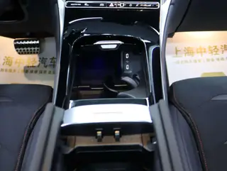 Mercedes-Benz Mercedes-AMG GLC Coupe 2025 AMG GLC 43 4MATIC coupe SUV interior photo 18 Mercedes-Benz Mercedes-AMG GLC Coupe 2025 AMG GLC 43 4MATIC coupe SUV interior photo 18