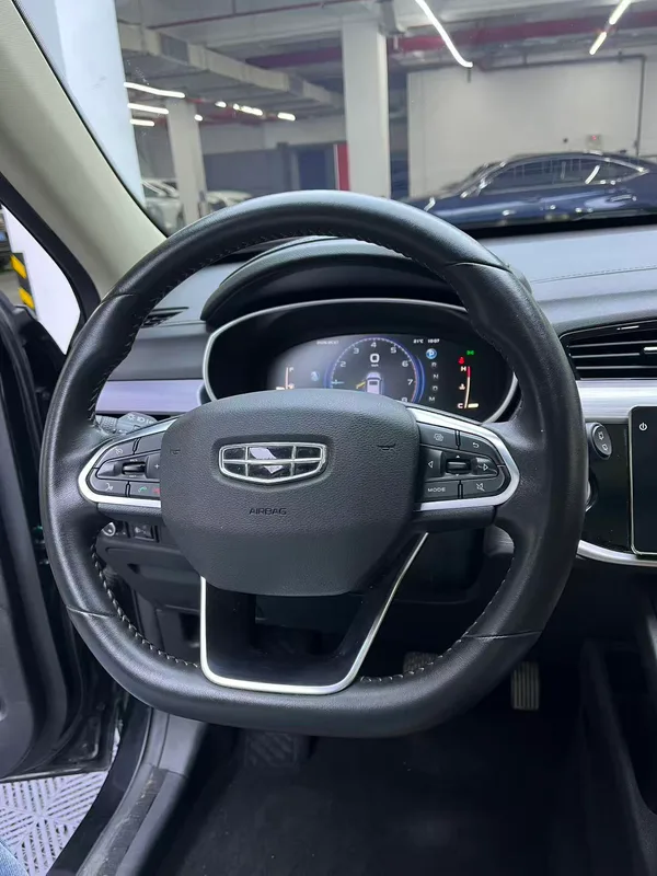 Geely Boyue 2021 1.8TD DCT Азиатские игры с двумя приводами интерьер фото 13 Geely Boyue 2021 1.8TD DCT Азиатские игры с двумя приводами интерьер фото 13