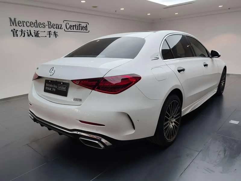 Mercedes-Benz C-Class 2024 Three changes C 260 L Sports version exterior photo 3