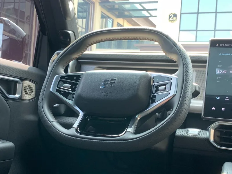 Jetour T2 2023 2.0TD Four-wheel drive Time travel PRO interior photo 19 Jetour T2 2023 2.0TD Four-wheel drive Time travel PRO interior photo 19