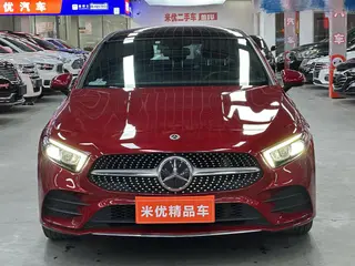 Mercedes-Benz A-Class 2022 Restyling A 200 L Sport Sedan Fashion Edition exterior photo 2