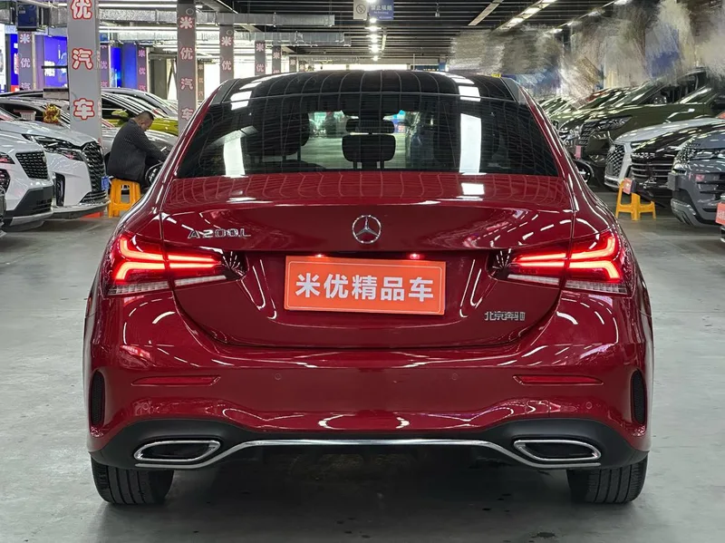 Mercedes-Benz A-Class 2022 Restyling A 200 L Sport Sedan Fashion Edition exterior photo 4