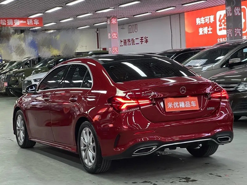 Mercedes-Benz A-Class 2022 Restyling A 200 L Sport Sedan Fashion Edition exterior photo 6