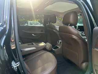 Mercedes-Benz E-Class 2022 E 260 L Coche interior foto 13 Mercedes-Benz E-Class 2022 E 260 L Coche interior foto 13