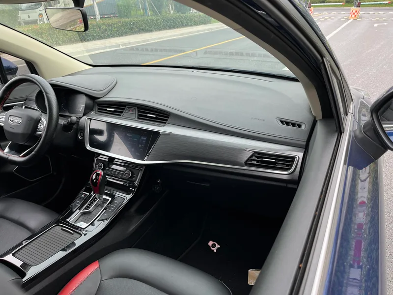 Geely Emgrand GS 2020 1.4T CVT Я. интерьер фото 12 Geely Emgrand GS 2020 1.4T CVT Я. интерьер фото 12