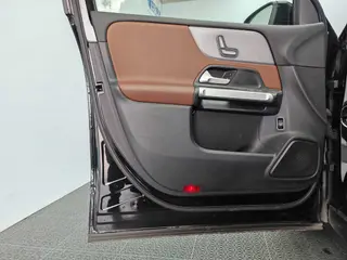 Mercedes-Benz GLB 2024 Mise à jour GLB 200 Type dynamique intérieur photo 13