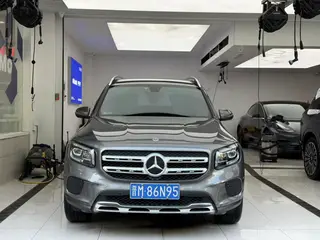 Mercedes-Benz GLB 2022 GLB 220 Estilo de moda exterior foto 2 Mercedes-Benz GLB 2022 GLB 220 Estilo de moda exterior foto 2