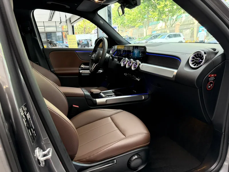 Mercedes-Benz GLB 2022 GLB 220 Estilo de moda interior foto 11 Mercedes-Benz GLB 2022 GLB 220 Estilo de moda interior foto 11