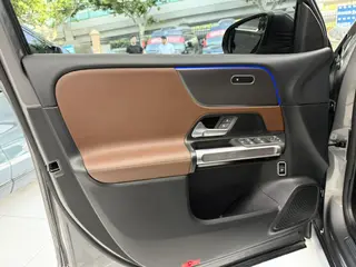 Mercedes-Benz GLB 2022 GLB 220 Estilo de moda interior foto 18 Mercedes-Benz GLB 2022 GLB 220 Estilo de moda interior foto 18