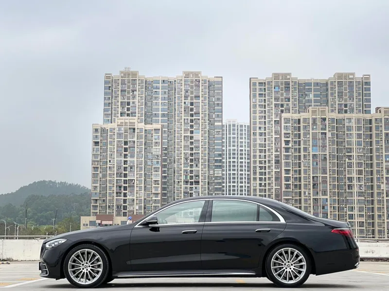 Mercedes-Benz S-Class 2023 S 500 L 4MATIC interior photo 14 Mercedes-Benz S-Class 2023 S 500 L 4MATIC interior photo 14