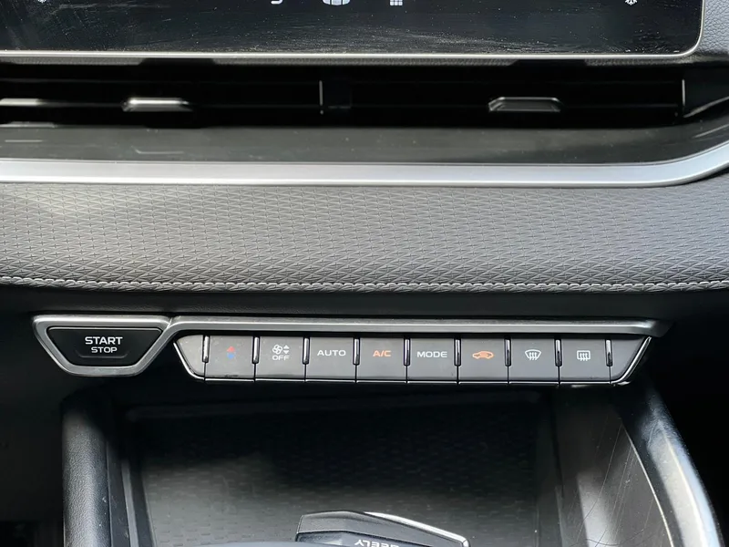 Geely Preface 2021 2.0T Type de luxe intérieur photo 15 Geely Preface 2021 2.0T Type de luxe intérieur photo 15