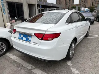 Geely Emgrand GL 2020 1.4T CVT De lujo exterior foto 4 Geely Emgrand GL 2020 1.4T CVT De lujo exterior foto 4