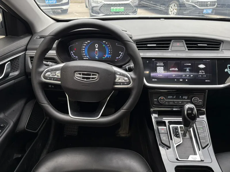 Geely Emgrand GL 2020 1.4T CVT De lujo interior foto 7 Geely Emgrand GL 2020 1.4T CVT De lujo interior foto 7