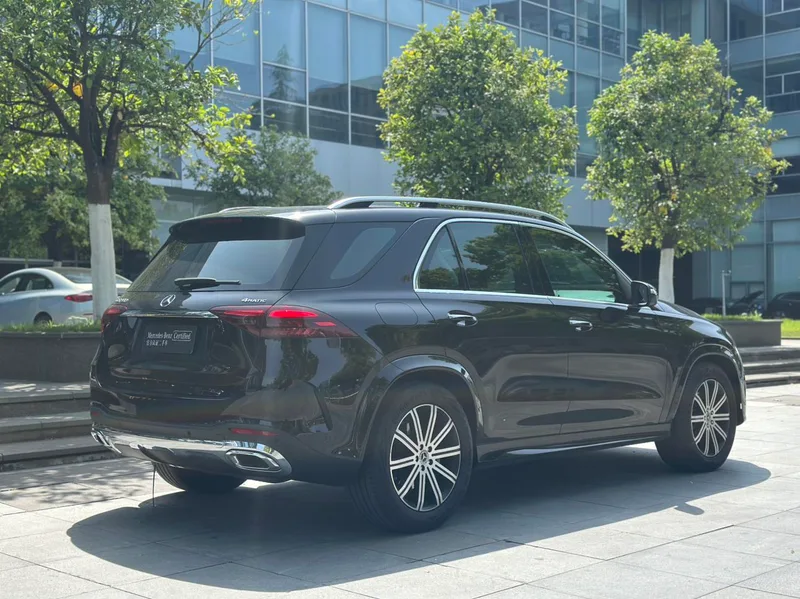Mercedes-Benz GLE (Imported) 2025 GLE 350 4MATIC Estilo de moda exterior foto 2