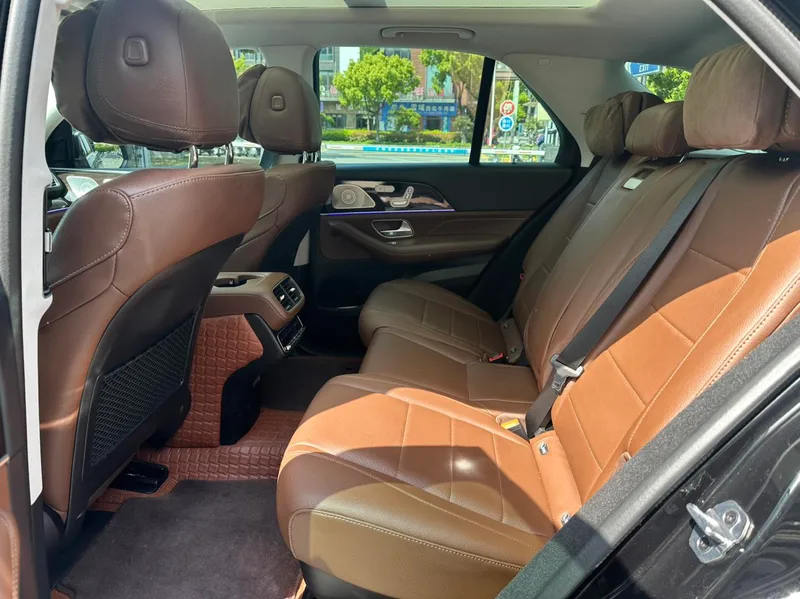 Mercedes-Benz GLE (Imported) 2025 GLE 350 4MATIC Estilo de moda interior foto 7