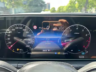 Mercedes-Benz GLE (Imported) 2025 GLE 350 4MATIC Estilo de moda interior foto 9