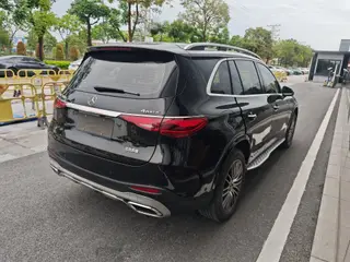 Mercedes-Benz GLC 2023 GLC 300 L 4MATIC Dynamic 5 seat interior photo 7