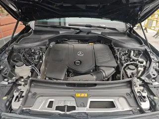 Mercedes-Benz GLC 2023 GLC 300 L 4MATIC Dynamic 5 seat interior photo 9