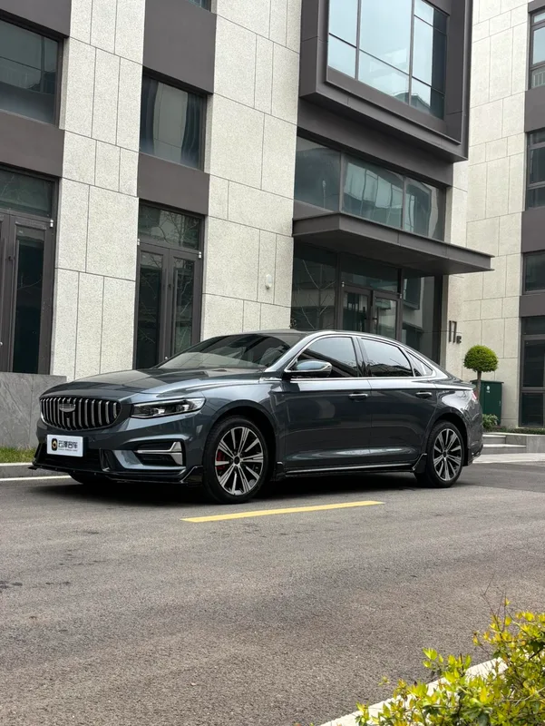 Geely Preface 2025 2.0T Oriente Yao Versión estrella exterior foto 1 Geely Preface 2025 2.0T Oriente Yao Versión estrella exterior foto 1