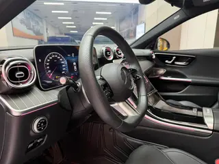 Mercedes-Benz C-Class 2023 Restyling C 260 L Sports version interior photo 11 Mercedes-Benz C-Class 2023 Restyling C 260 L Sports version interior photo 11