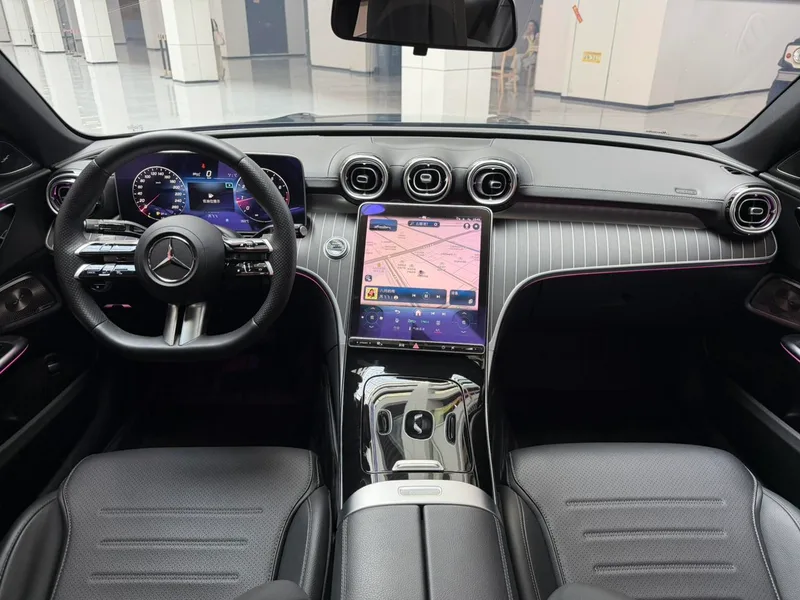 Mercedes-Benz C-Class 2023 Restyling C 260 L Sports version interior photo 16 Mercedes-Benz C-Class 2023 Restyling C 260 L Sports version interior photo 16