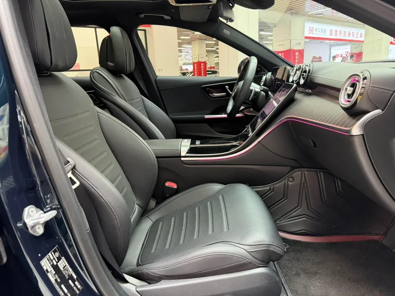 Mercedes-Benz C-Class 2023 Restyling C 260 L Sports version interior photo 19 Mercedes-Benz C-Class 2023 Restyling C 260 L Sports version interior photo 19
