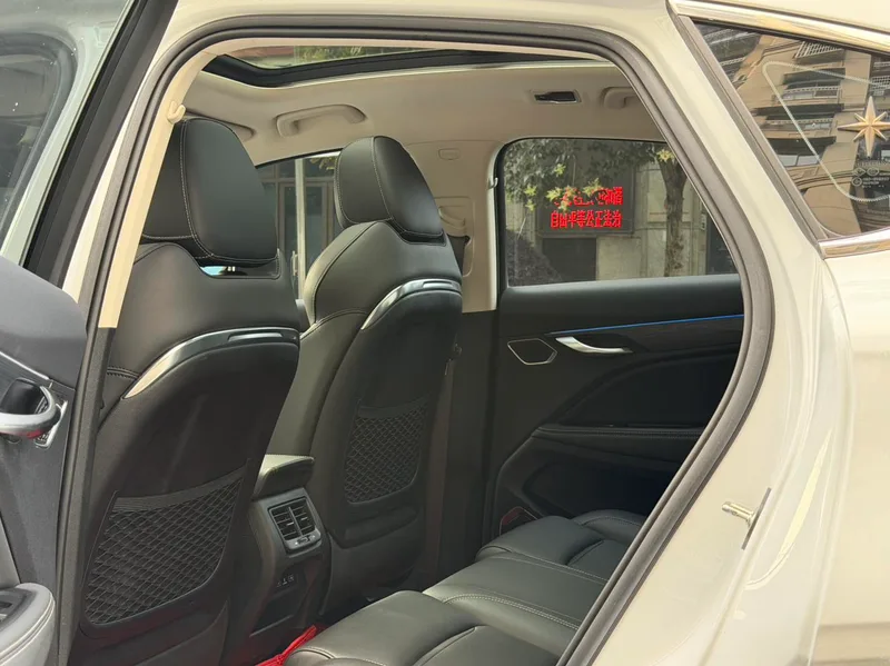 Geely Xingyue 2020 High-energy version 350T Shining Star exterior photo 9 Geely Xingyue 2020 High-energy version 350T Shining Star exterior photo 9