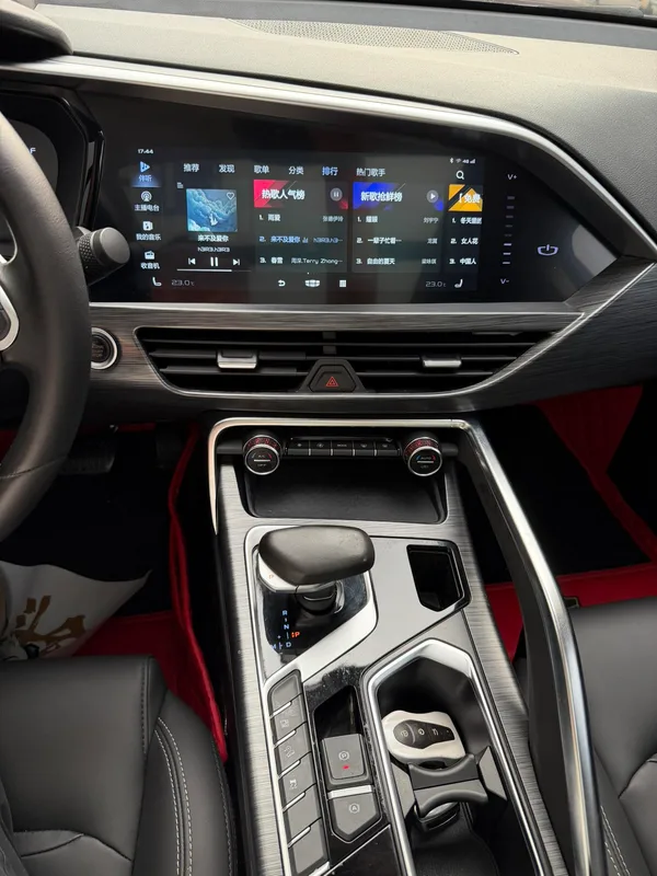 Geely Xingyue 2020 High-energy version 350T Shining Star interior photo 15 Geely Xingyue 2020 High-energy version 350T Shining Star interior photo 15