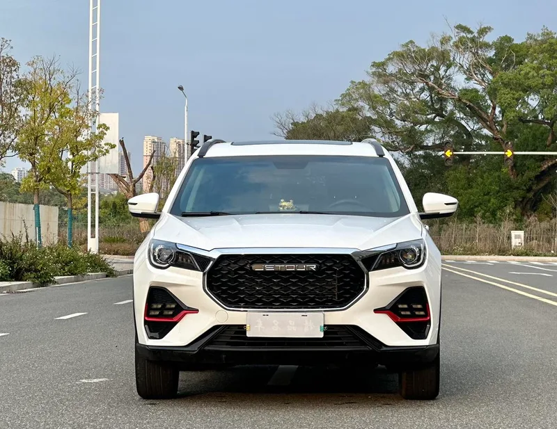Jetour X70 2023 1.5T DCT To surpass PRO 5 seat exterior photo 2