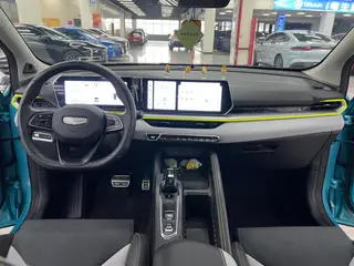 Geely Coolray 2022 Binyue COOL 1.5T DCT Battle exterior foto 6 Geely Coolray 2022 Binyue COOL 1.5T DCT Battle exterior foto 6