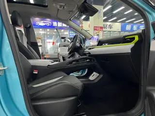 Geely Coolray 2022 Binyue COOL 1.5T DCT Battle exterior foto 7 Geely Coolray 2022 Binyue COOL 1.5T DCT Battle exterior foto 7