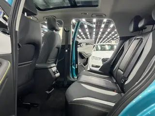 Geely Coolray 2022 Binyue COOL 1.5T DCT Battle interior foto 9 Geely Coolray 2022 Binyue COOL 1.5T DCT Battle interior foto 9