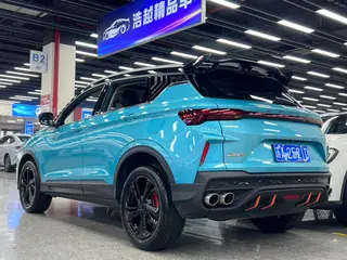 Geely Coolray 2022 Binyue COOL 1.5T DCT Battle interior foto 12 Geely Coolray 2022 Binyue COOL 1.5T DCT Battle interior foto 12